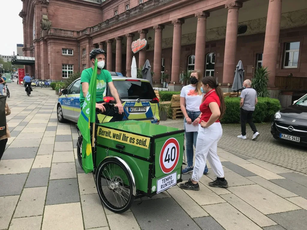 Fahrraddemo Wiesbaden 6. Juni 2021: Verkehrsaktivisten Martin Kraft, Annabell Bruer und Florentine Sommer