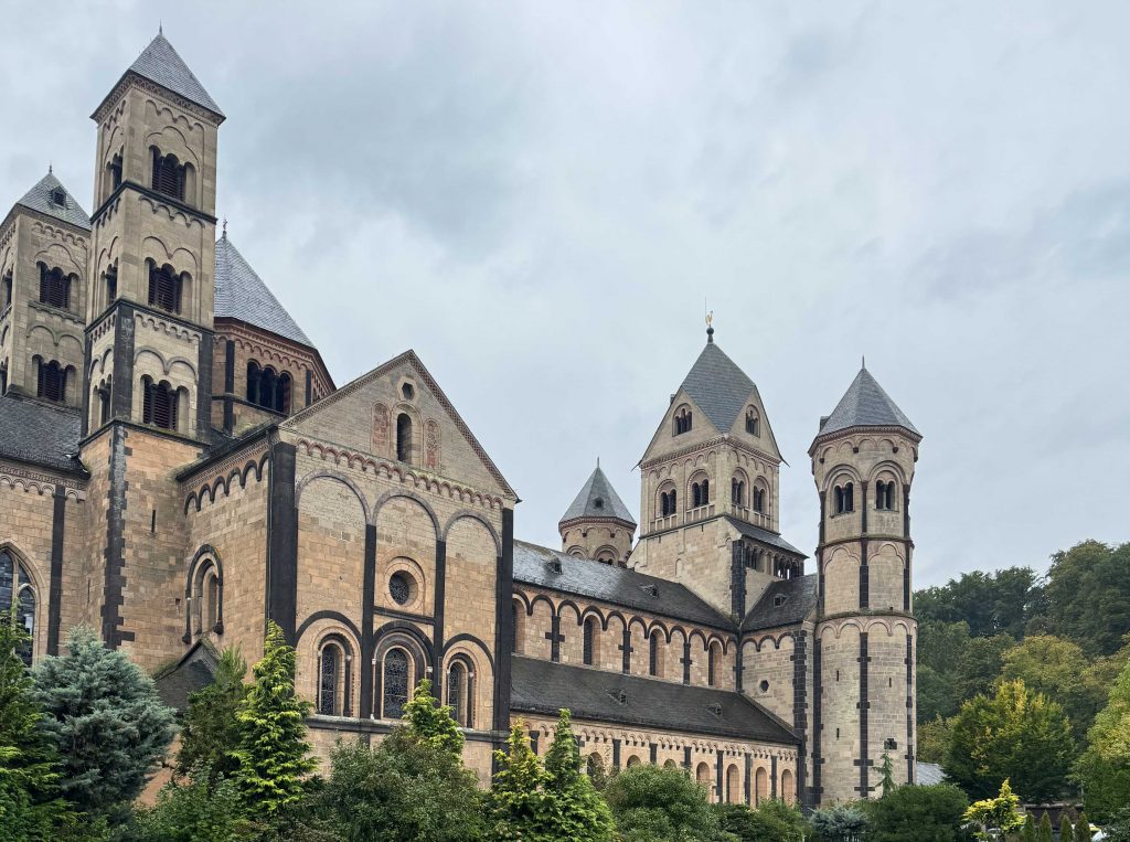 Symposium 2025 - Architektur mit Haltung - Nachhaltig, wirtschaftlich, wegweisend.